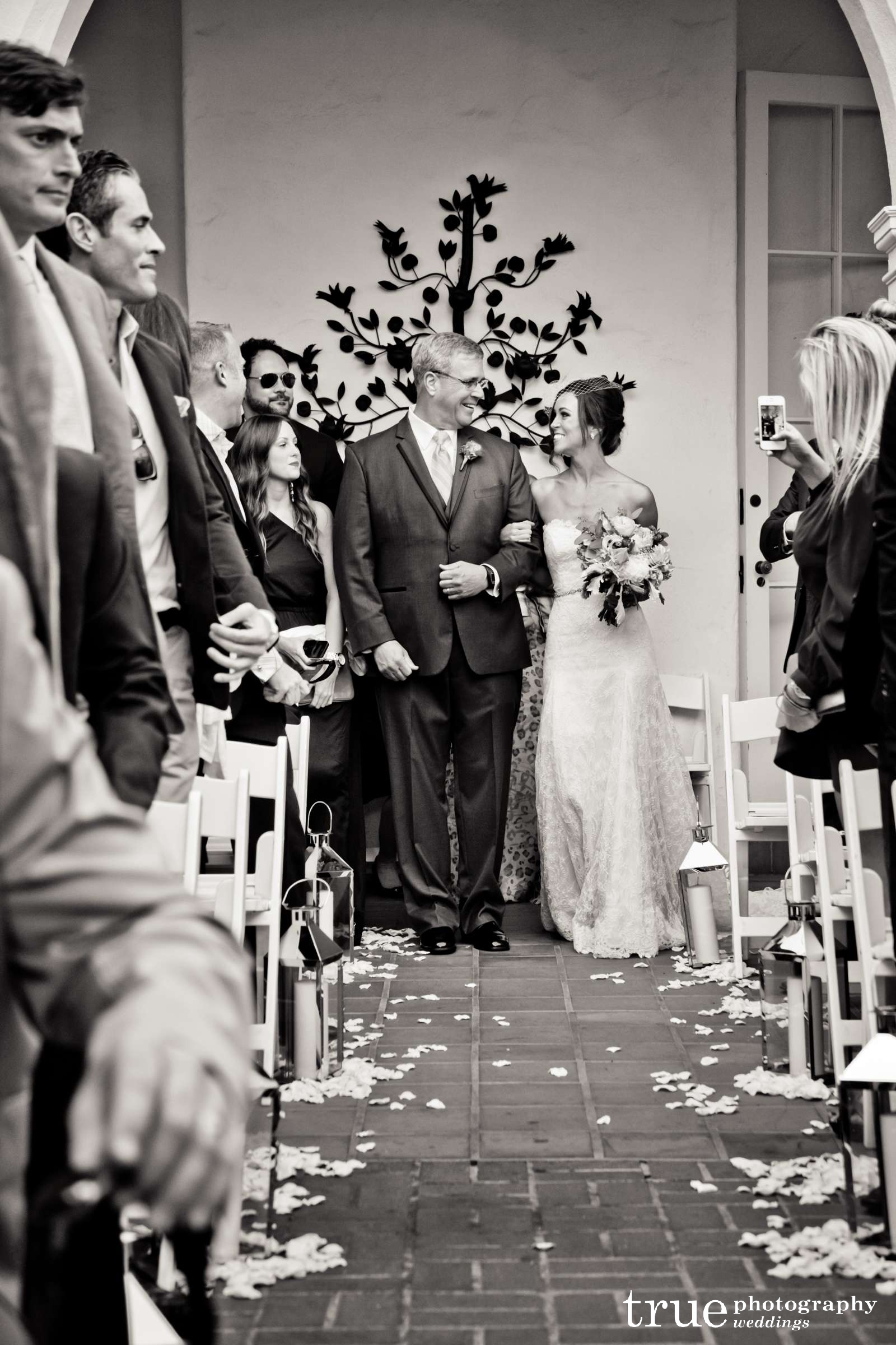 CJ + Ashley | True Photography Weddings | Darlington House | San Diego Catering ...1600 x 2400